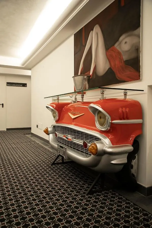 Gemelli Hotel Roma 3*,